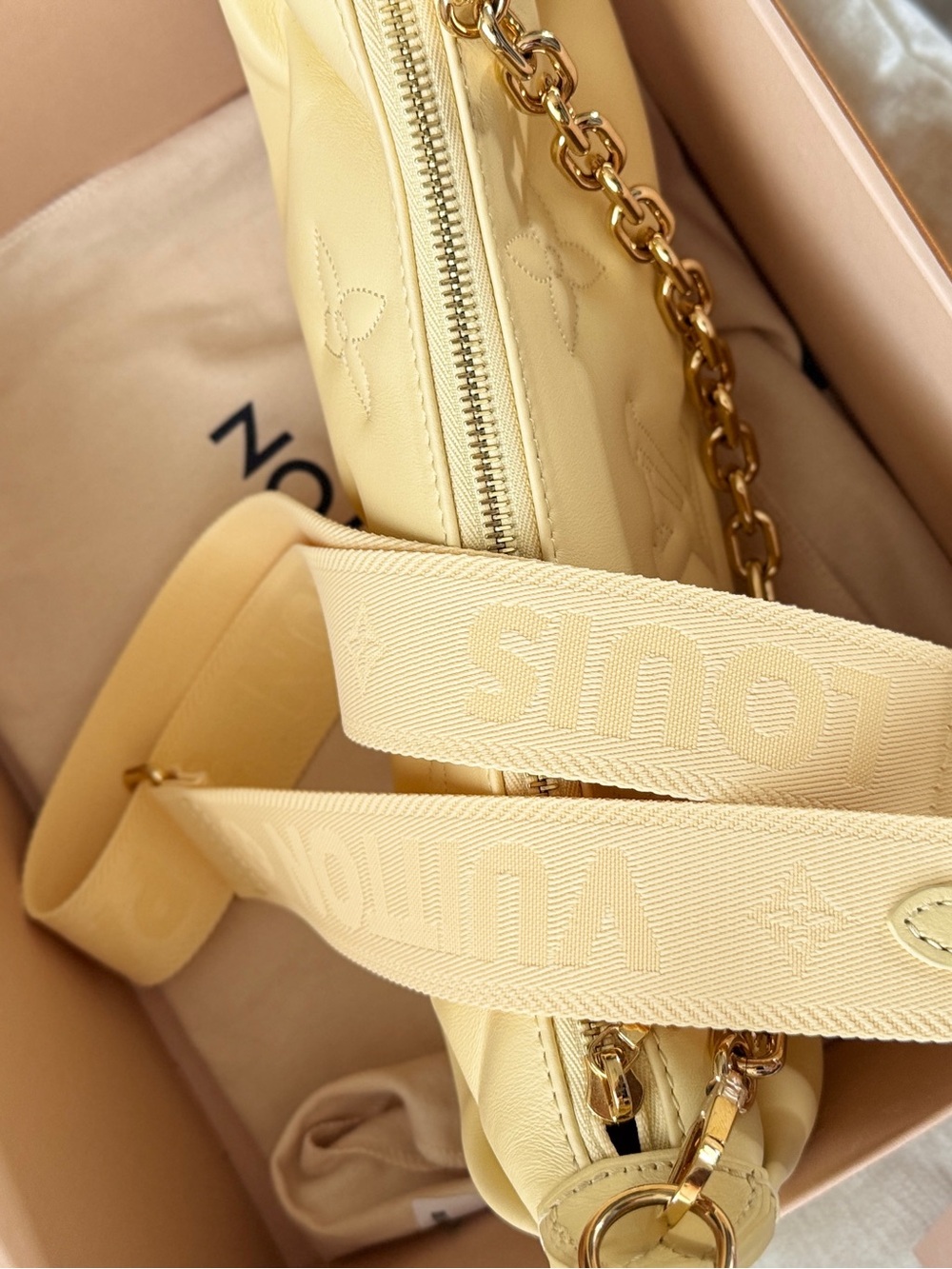 Louis Vuitton Pale Yellow Leather Crescent Shoulder Bag with Gold Chain - Picture 8 of 11